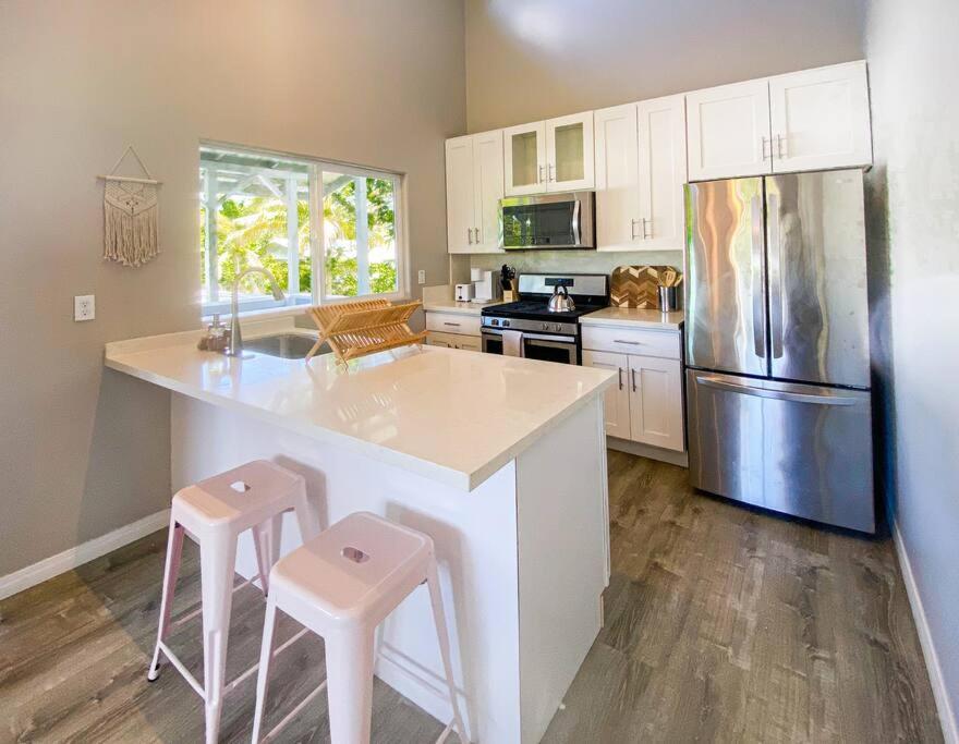 Hibiscus Hale, Full Kitchen, King Bed, Parking Apartment Keaau Exterior photo